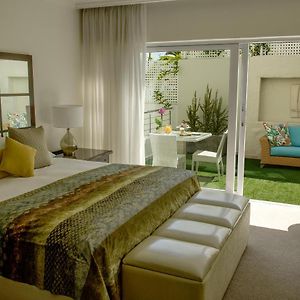 Superior Garden Room